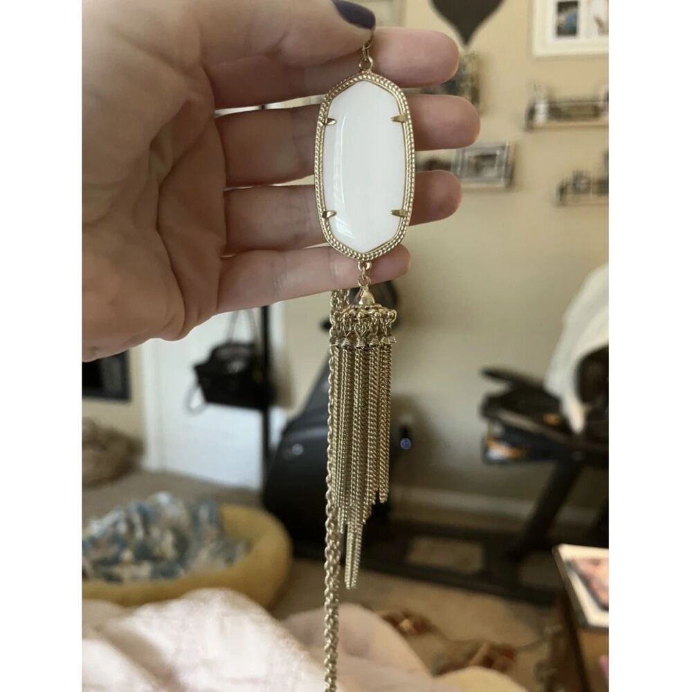 NWOT Kendra Scott Rayne Mother of Pearl Gold Tassel Pendant Necklace - Picture 15 of 16
